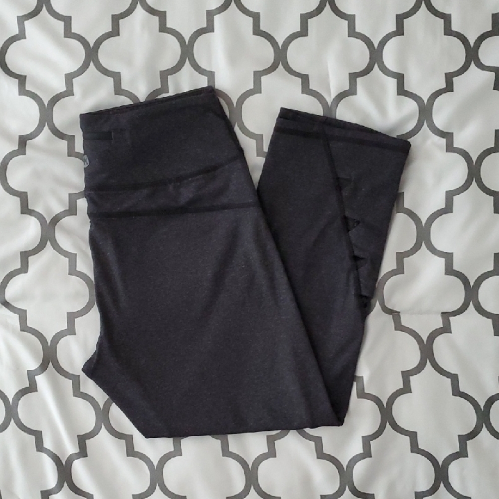 Kyodan Dark Gray Capri Cutout Leggings